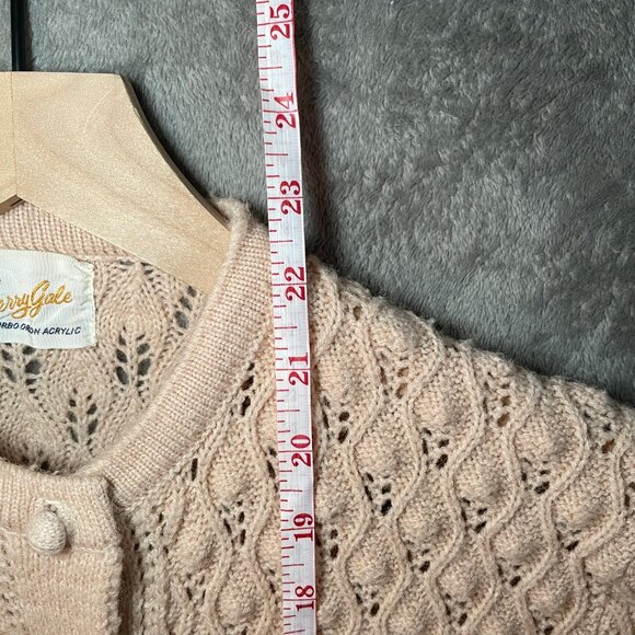 Vintage 60s Sherry Gale Crochet Beige/Cream Cardigan Sweater Size S/M - Picture 4 of 6